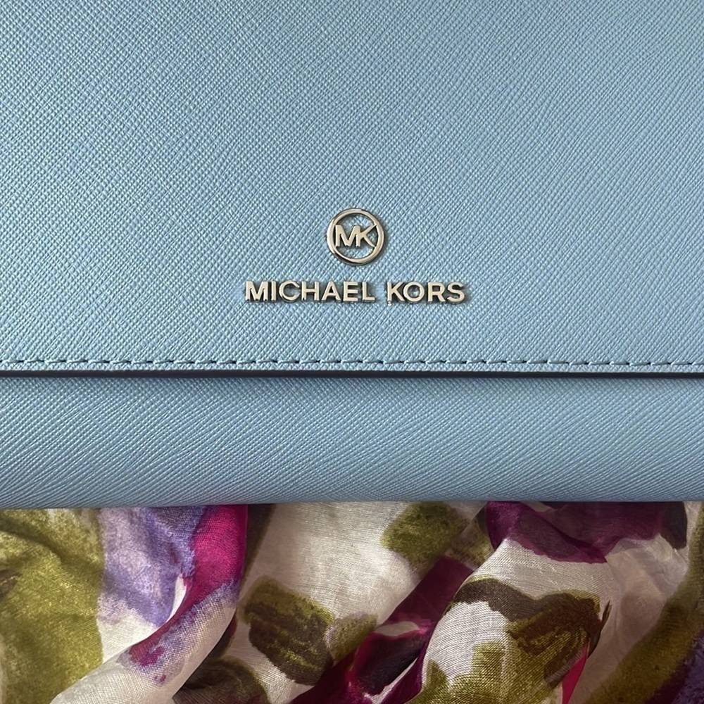 Brand New Michael Kors Genuine Leather Chambray Blue Snap Wallet Clutch - Picture 3 of 16